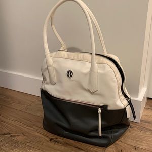Lululemon retro style bag
